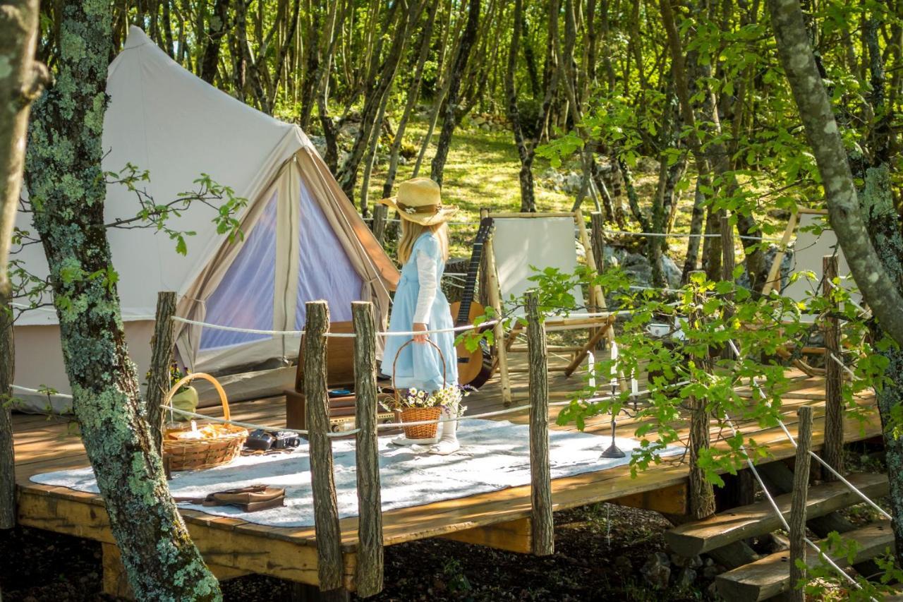 Robinson Accommodation Freedom Foli Bagian luar foto